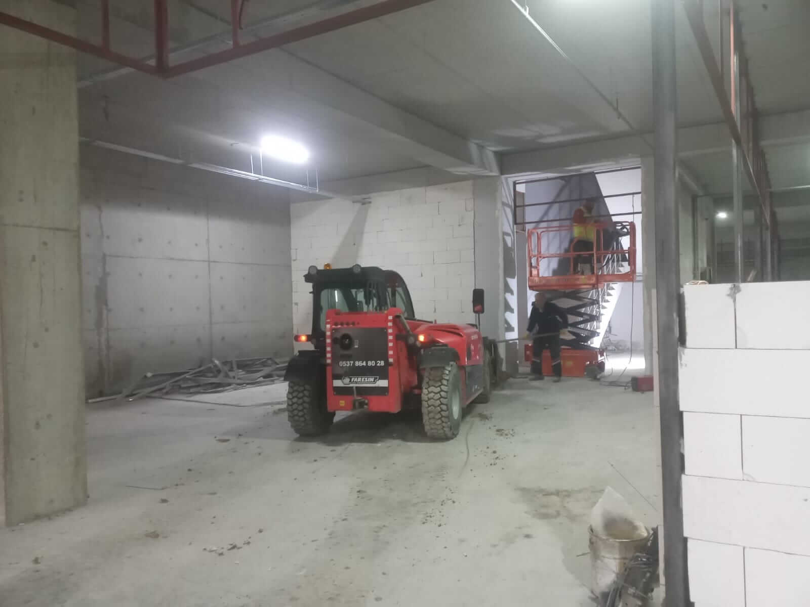 Ankara kiralık manitou telehandler 18.40 yüksek erişim